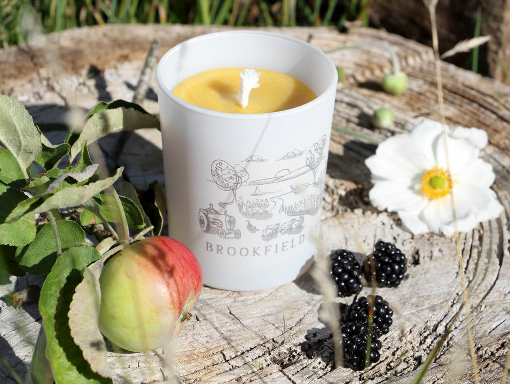 NEW! Beeswax Blend scented Candle 27cl size